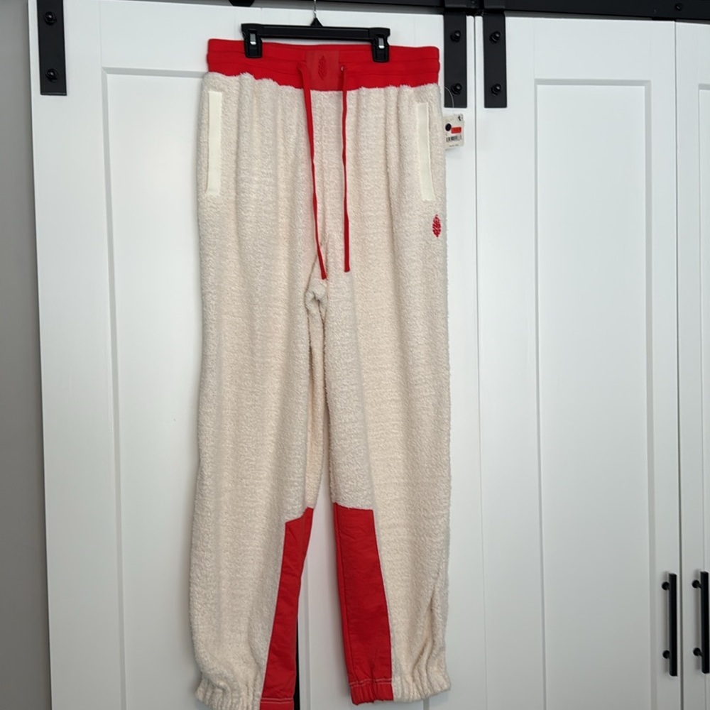 Free People Cuddle Up Joggers Ivory EUC - Picture 6 of 10